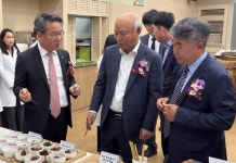 농협경제지주, 농촌 경로당 반조리 식품 지원사업 MOU
