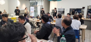 인천 산업단지에서 열린 퇴근길 콘서트...감성과 소통 UP!