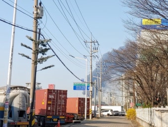 인천 서구 가방창고 큰 불...3명 부상