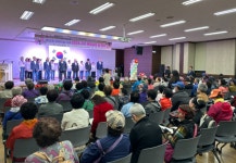 SK인천석유화학･서구노인복지관, 부모님의 날 행사...카네이션 달고 볼거리·즐길거리 풍성