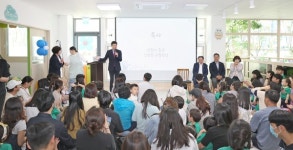 김정헌 중구청장, 현장 보육행정 국공립어린이집 수업 참여...한신하늘숲어린이집 개원 기념