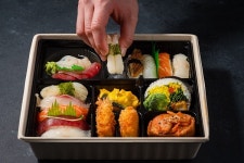 로봇초밥마켓, 새해 신메뉴 프리미엄 로보카세 도시락 출시