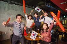 한국·멕시코전 영향에 편의점·치킨집 매출 급증