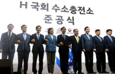 추석 앞두고 전기차·수소차 충전소 살펴보니