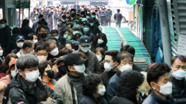 하나로마트, 우체국 마스크 판매 2일에도 계속