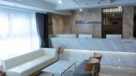 뉴라인성형외과, 신사역 인근으로 확장이전