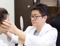 남성 눈성형, “쌍꺼풀은 최대한 가늘게, 눈매는 시원하게”