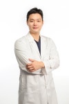 임플란트 수명은 반영구적? 오래 쓰려면 사후관리 필수