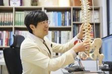일상이 불편해지는 허리디스크… 내게 맞는 치료법은