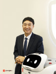 [혁신·강소 기업을 가다] “사람과 로봇 공존 꿈꿔”... 서비스로봇 시장 선도하는 브이디컴퍼니