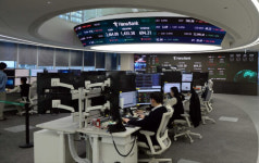 [추스르기 나선 韓경제] 환율전쟁 최전방 하나은행 딜링룸 가보니