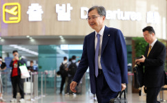 조현 외교장관,  “한미 정상회담 조율 중”