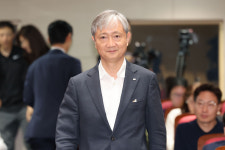 이찬진 금감원장 취임…“모험자본 공급 확대·주가조작 엄정 대응·부동산 PF 문제 정리할 것”