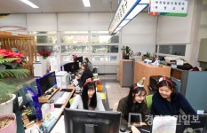 오산시, 민원실 산타 친절서비스 실시