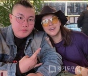 '아는형님' 배우 정영주, 듬직한 아들과 데이트하며 환한 미소