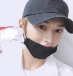 스트레이키즈 리노, 연극 관람후 만찢남 비주얼 인증...일상 미모 실화야?