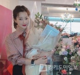 김희선, 포니테일 헤어스타일로 세월 역행하는 동안미모 과시