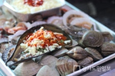 강릉 교동택지 데이트코스 맛집 조개마을, 조개구이 무한리필과 세트메뉴로 주목
