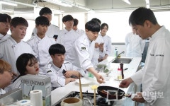 서울현대직업전문학교 호텔조리전공, 취업률 높이는 조리 자격증 특강