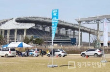 서구, 덴탈 마스크 승차 배부 호응
