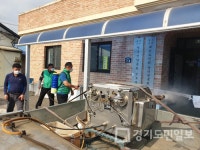 포천시 영중면 새마을지도자협의회  다중이용시설 방역소독 실시
