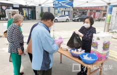 김영미 성심어린이집 원장, 부평구 부개3동에 육개장 전달