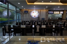 도로공사 중부내륙고속도로 충주휴게소  비말차단 아크릴 가림막 설치