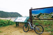 굴혈포에서 바람아래까지, 태안 안면도 해변 20개 연속 종주