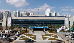 던킨도넛평택미군기지다운타운쇼핑몰점 | 평택시, 코로나19 미군 582~586번 확진자 발생... 기지변 주민 '불안'