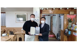 춘천 명가막국수, 백년가게 인증서 수여