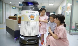 현대로보틱스, 서울아산병원서 ‘방역로봇’ 운영…다양한 서비스로봇 개발