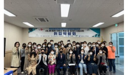 영덕군, ‘시니어 통합 지원사 육성과정’ 수료자 취업박람회 열려