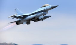  [속보] 공군 KF-16 1대 엔진이상 경기 양평 인근 추락 …조종사 비상탈출