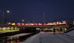 천안시 LED고명조명과 미디어글라스 설치 완료…서부역9로와 와촌동 일원