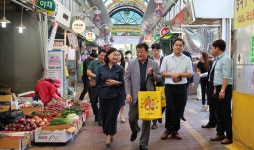 박성효 소진공 이사장, ‘우리동네 단골시장’ 태평시장 현장 점검
