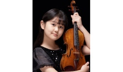 군산 바이올린 유망주 이라희 '엄마와 함께 무대'