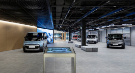 기아, 인증중고차 센터 평택 직영점·PBV 익스피리언스 센터 개소