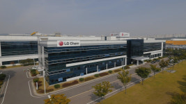 “번 돈 전부 이자로”…LG화학, 흑자의 역설