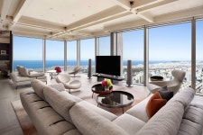 드림타워, 800만 원짜리 숙박권 경품 내걸어