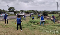 바르게살기운동 구좌읍위원회 소공원 환경정비 실시
