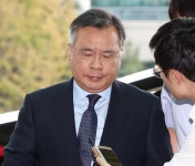 '대장동 200억 의혹' 박영수·양재식 구속영장..