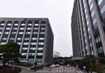 차량 몰고 현대건설 사옥 돌진…재개발 불만 60대 체포