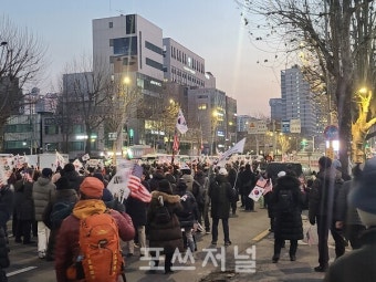 '서부지법 난동 사태' 66명 구속영장..유튜버 3명 포함