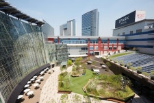 디저트·굿즈·팝업 다 모았다..아이파크몰 도파민 스테이션 오픈