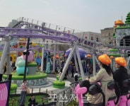 [현장] 롯데월드 달리는 메이플...PC방 이어 테마파크 확장