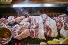 제주 성읍민속마을 돌집식당 제주도 흑돼지 맛집으로 발길 끊이지 않아