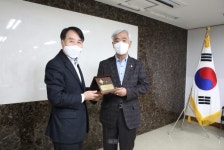 축산생단자단체 도축세 부활 용납 못해