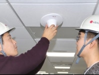 “빌딩 안에서도 고품질 5G를!”...LG유플러스, 옥내 안테나 개발