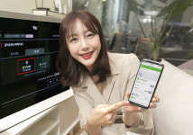 ‘남의 집에서도 편히 올레tv 시청’... KT, 네이버·카카오페이 결제 도입