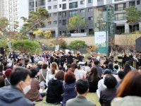 대우건설, 검단 푸르지오 더 베뉴서 발코니 음악회 열어